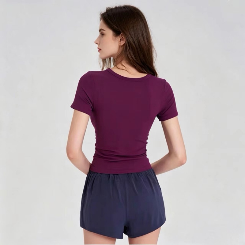 夏用半袖パッド入りスポーツTシャツ 女性用 スリムフィット  - Pilate Yoga Workout のレビューと価格